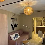 شقة Vida's Homes *