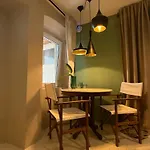 Vida's Homes Apartman *